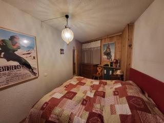 Appartement Chaleureux avec Balcon, Parking et Casier à Skis à Montgenèvre - FR-1-266-220 - Montgenèvre - 6