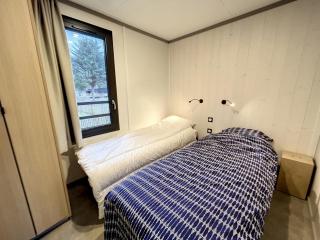 Chalet standing avec piscine chauffée, 4 couchages, proche plage et commerces, WIFI inclus - FR-1-361-527 - Jullouville-les-Pins - 2