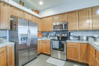 Golf, Hike and Bike Townhome in Fountain Hills! - Fountain Hills - 2