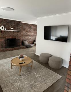 Robertsons Rest - Stansbury - 8