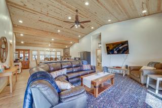 Near Hikes Mtn-View Pine Cabin with Wraparound Deck - Pine - 7