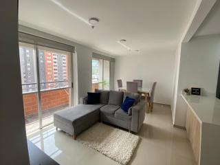Hermoso, moderno y confortable apartamento. - Bello - 1