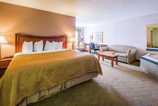 Royal Inn Suites - Huntington - 9