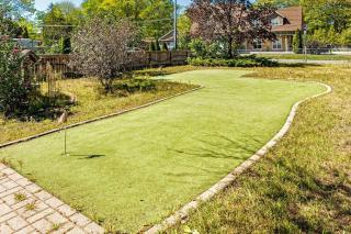 Charming riverside cottage, walk to beach - Wasaga Beach - 5