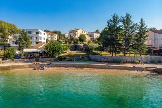 Apartments with a swimming pool Vantacici, Krk - 21738 - Malinska - 7