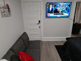 St. Paul Fry Street Den West Suite #2 - 3