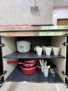 Bayu Homes(Cozy 4 BedRoom SemiD in KT City Center) - 8