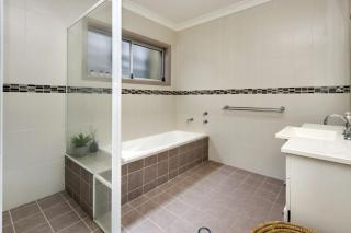 Front Creek Unit 5 of 16 Paragon Ave South West Rocks - No Sheets or Towels Provided - South West Rocks - 3