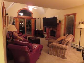 Lux 5BR 4BA SV125 SKI In Out, 18-hole Championship Golf Course, Water Park, pet friendly - Jay - 4