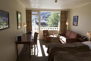 Kviknes Hotel - Balestrand - 7