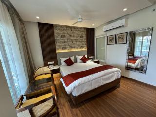 Sky Suites By The Lazy Host - Udaipur - 8