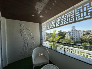 Sky Suites By The Lazy Host - Udaipur - 5