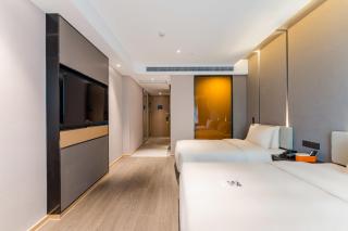 Atour Hotel Chongqing Nanping Pedestrain Street - 2