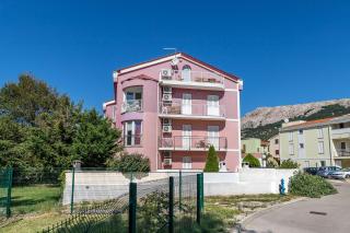 Mit Klima, WiFi, Balkon nur 350 Meter zum Strand - Baška - 9