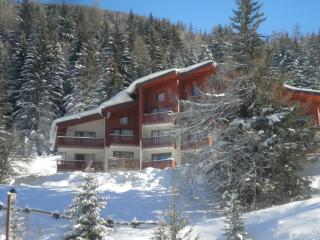 Appartement rénové 2023 à Valfréjus, 2 pièces pour 4 personnes, balcon, près des pistes - FR-1-561-62 - Modane - 3