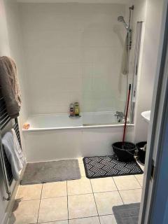 Beautiful double room with King size bed - 4