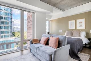 Fenway studio w gym nr T stop dining BOS-931 - 0