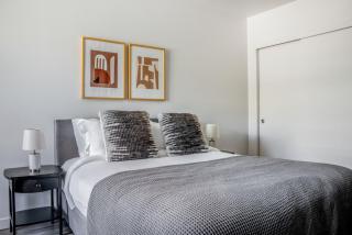 Capitol Hill studio w gym bike storage nr I5 SEA-896A - Seattle - 3