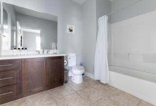 Newark 4br w balcony nr dining trampoline park SFO-1541 - 2