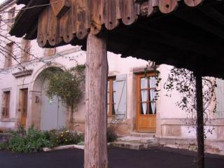Charmant Gîte à La Baffe avec Cour Fleurie, Proche Épinal et Gérardmer - FR-1-589-620 - La Baffe - 9