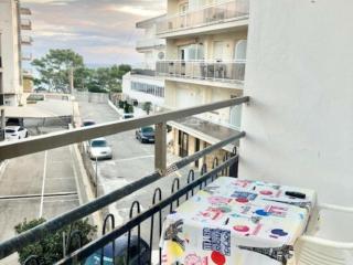 Loft sencillo con terraza y aire acondicionado a pocos metros del mar en Miami Playa - ES-9-159 - Miami Platja - 4