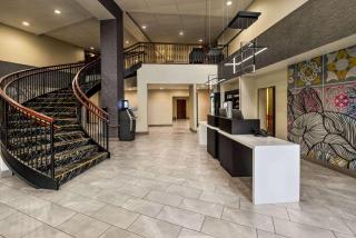 La Quinta Inn & Suites by Wyndham Lake George - Lake George - 3