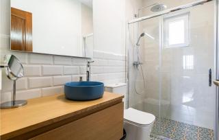 4 Bedroom Beautiful Home In Periana - 9
