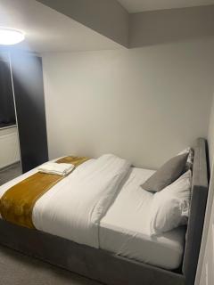 Beautiful en-suite bedroom - 3