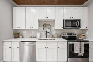Modern Chalet with Mountain Views in Gatlinburg TN - Gatlinburg - 8