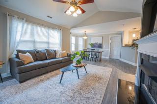 Spacious 2 BR 2 BA in University City Charlotte - Charlotte - 0