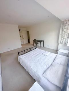 Homestay - En-suites - New Malden - 9
