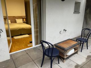 Grande chambre avec Salle de Bains Privative - Lausanne - 1