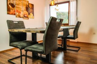 Moderne FeWo SKY Netflix Terrasse Burgblick Boxspringbett Waschtrockner - Bullay - 5
