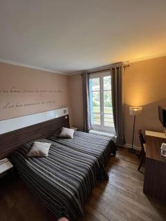 LOGIS Hôtel & Restaurant - Les Bords de Seine - La Roche-Guyon - 5
