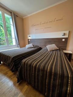 LOGIS Hôtel & Restaurant - Les Bords de Seine - La Roche-Guyon - 8