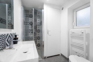 Appartement spa privatif et cinéma centre ville - Metz - 2