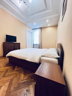 Petra Doroshenka19 street - 7