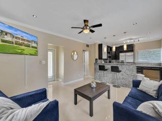 Beach Isles Modern 1BR in Fort Lauderdale with Patio - Fort Lauderdale - 2
