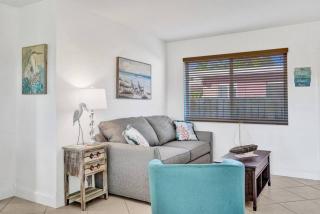 Tranquil 2BR Retreat Near Pompano Beach - Pompano Beach - 8