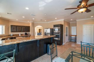 Golf Course Luxury Retreat on Hogan - Lake Havasu City - 2