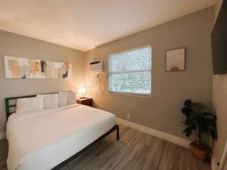 Rustic Retreats Modern 1BR for 4 guests in the heart of Fort Lauderdale - Fort Lauderdale - 5