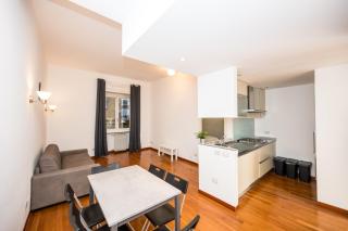 ShortMi Garibaldi - 2