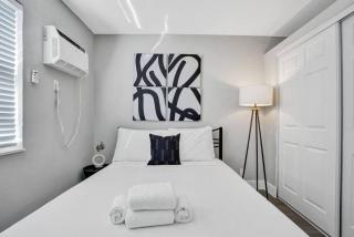 Rustic Retreats Modern 1BR For 4 Guests Minutes From Las Olas - Fort Lauderdale - 5