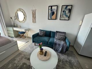 Himalaya Homes - Studio - Dubai - 2