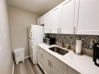 Poinciana Getaway 1BR Apartment Near FLL Airport - Fort Lauderdale - 6