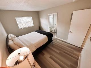 Poinciana Getaway 1BR Apartment Near FLL Airport - Fort Lauderdale - 3