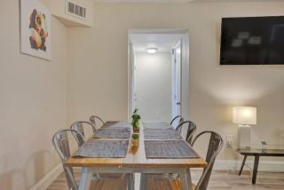 The Oceans Cozy 2BR Apartment in Victoria Park - Fort Lauderdale - 5