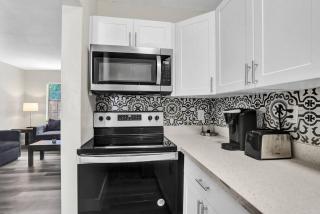 Poinciana Getaway 1BR Apartment Near FLL Airport - Fort Lauderdale - 7