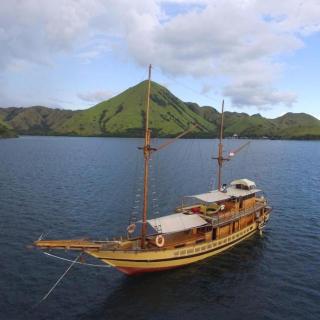 Phinisi Floresta Komodo - Labuan Bajo - 0