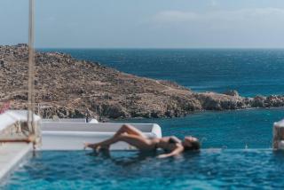 Private Cliffside Villa "150 meters from the beach" - Mikonos - 6